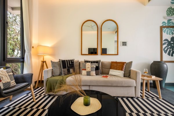 Image Title Goes Here